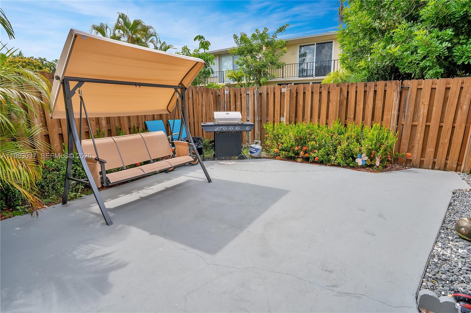 VENETIAN PARK III CONDO - Residential Lease