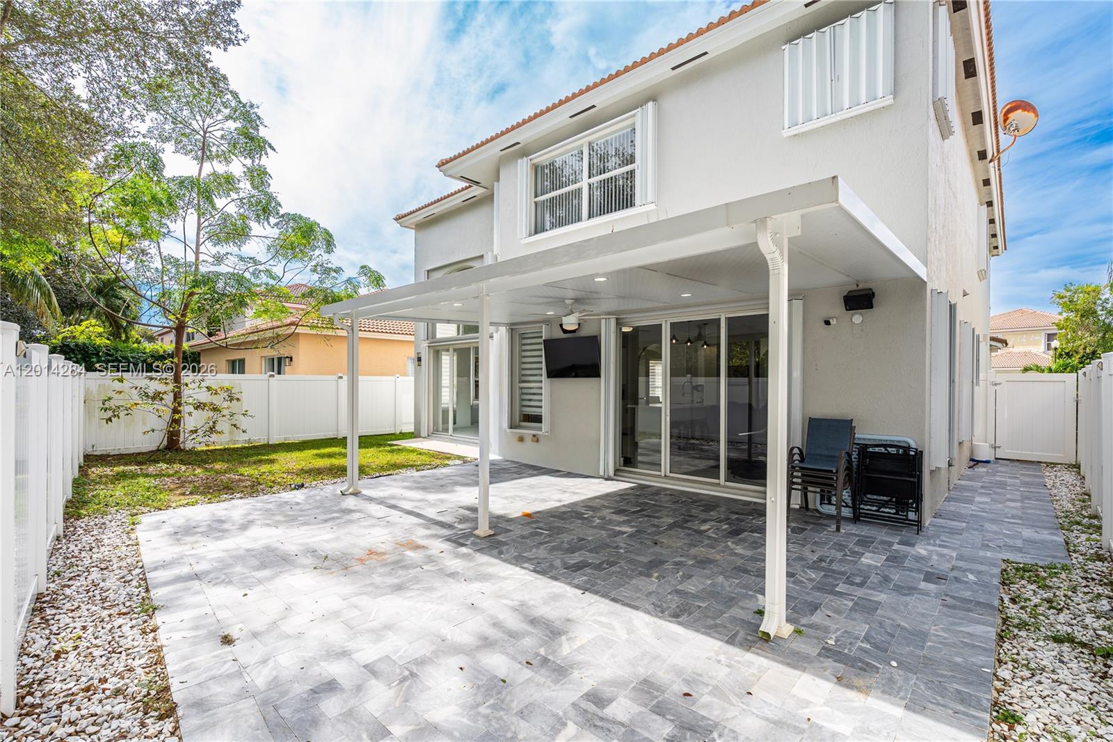 PORTOFINO OAKS - Residential Lease