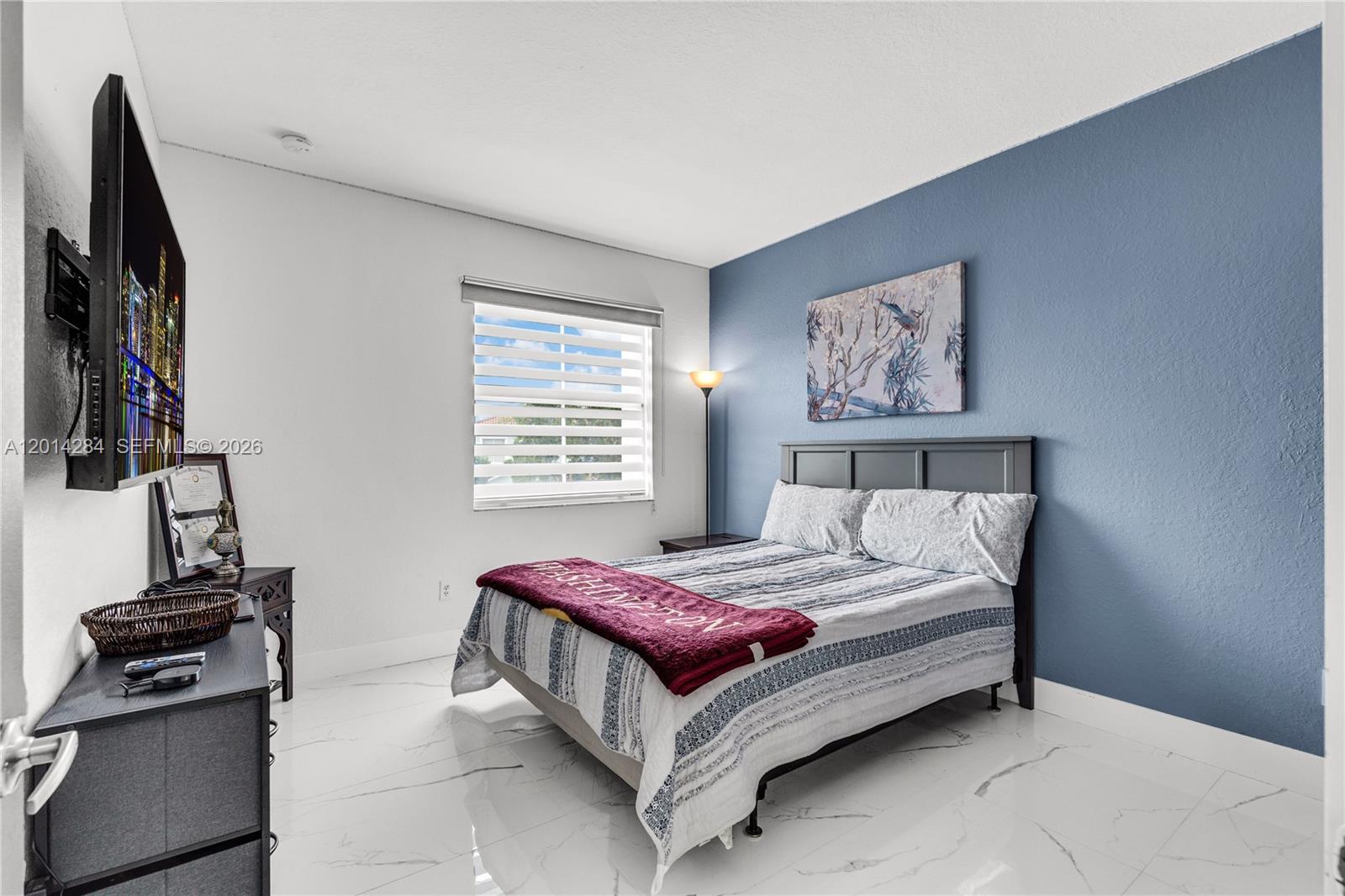 PORTOFINO OAKS - Residential Lease