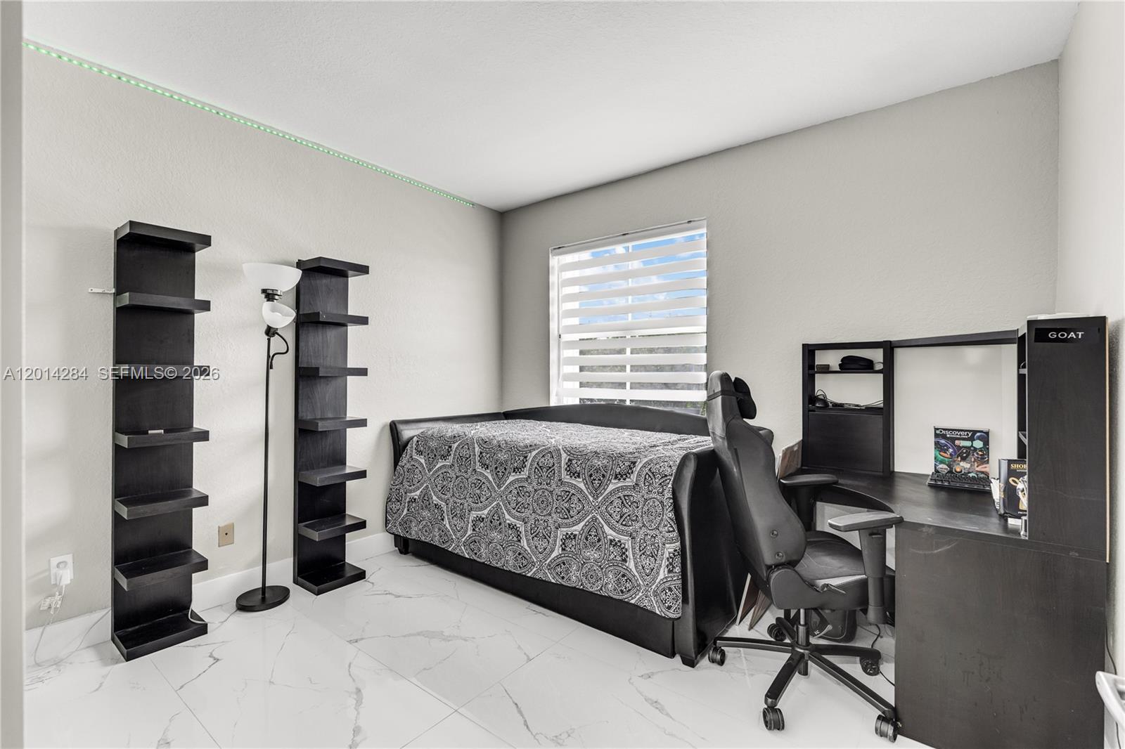 PORTOFINO OAKS - Residential Lease