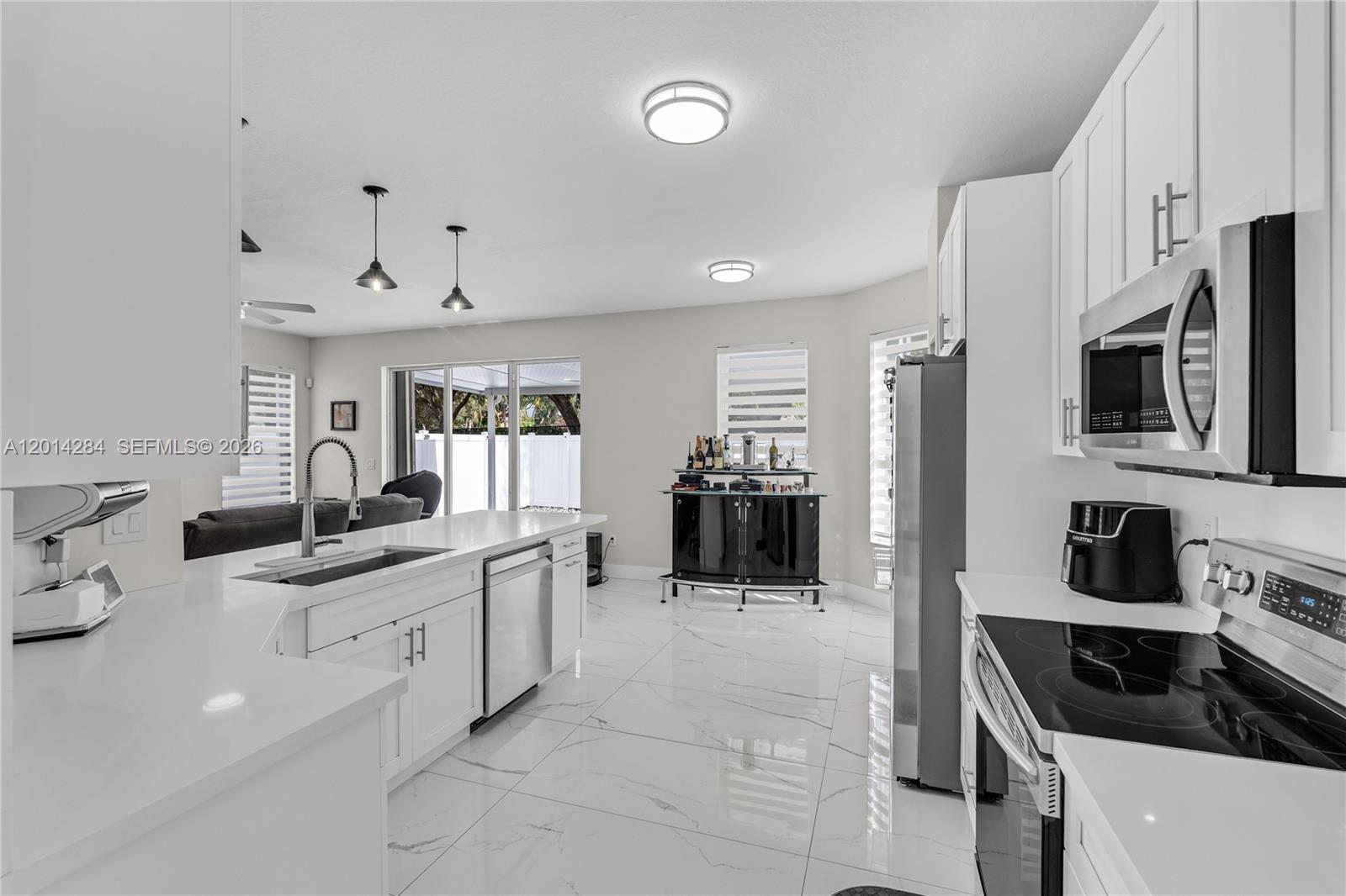 PORTOFINO OAKS - Residential Lease