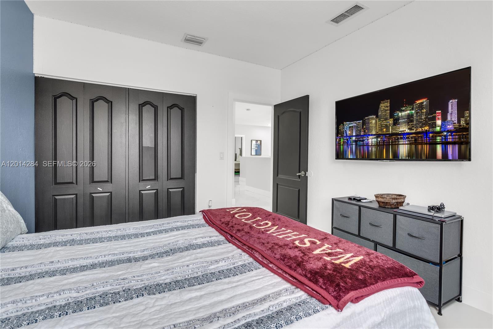 PORTOFINO OAKS - Residential Lease