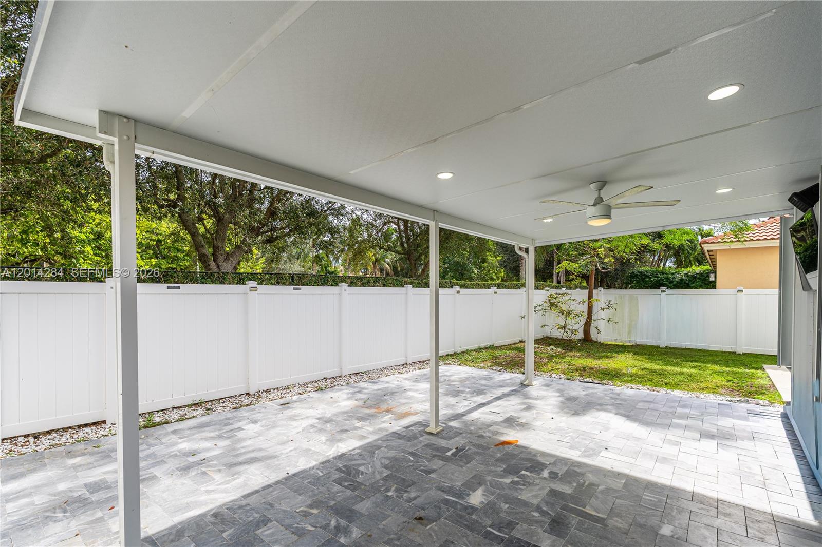 PORTOFINO OAKS - Residential Lease