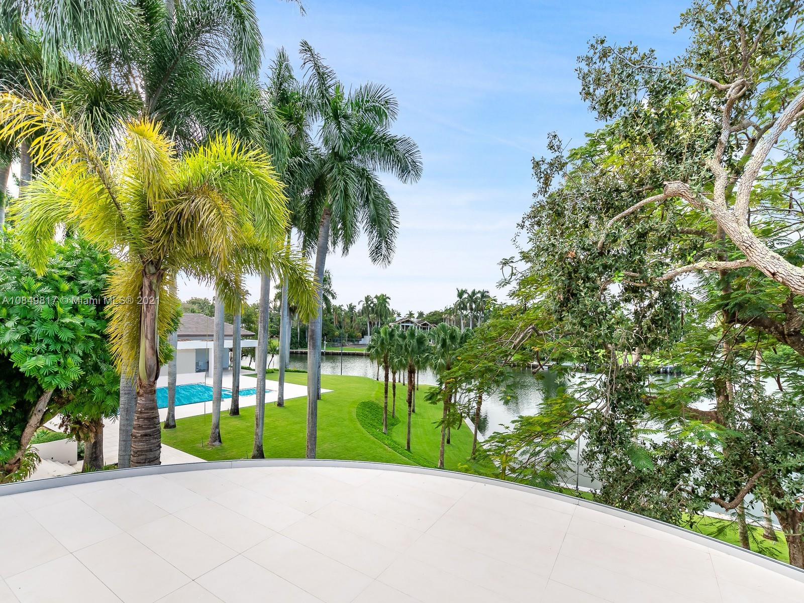GABLES ESTATES NO 2 - Residential