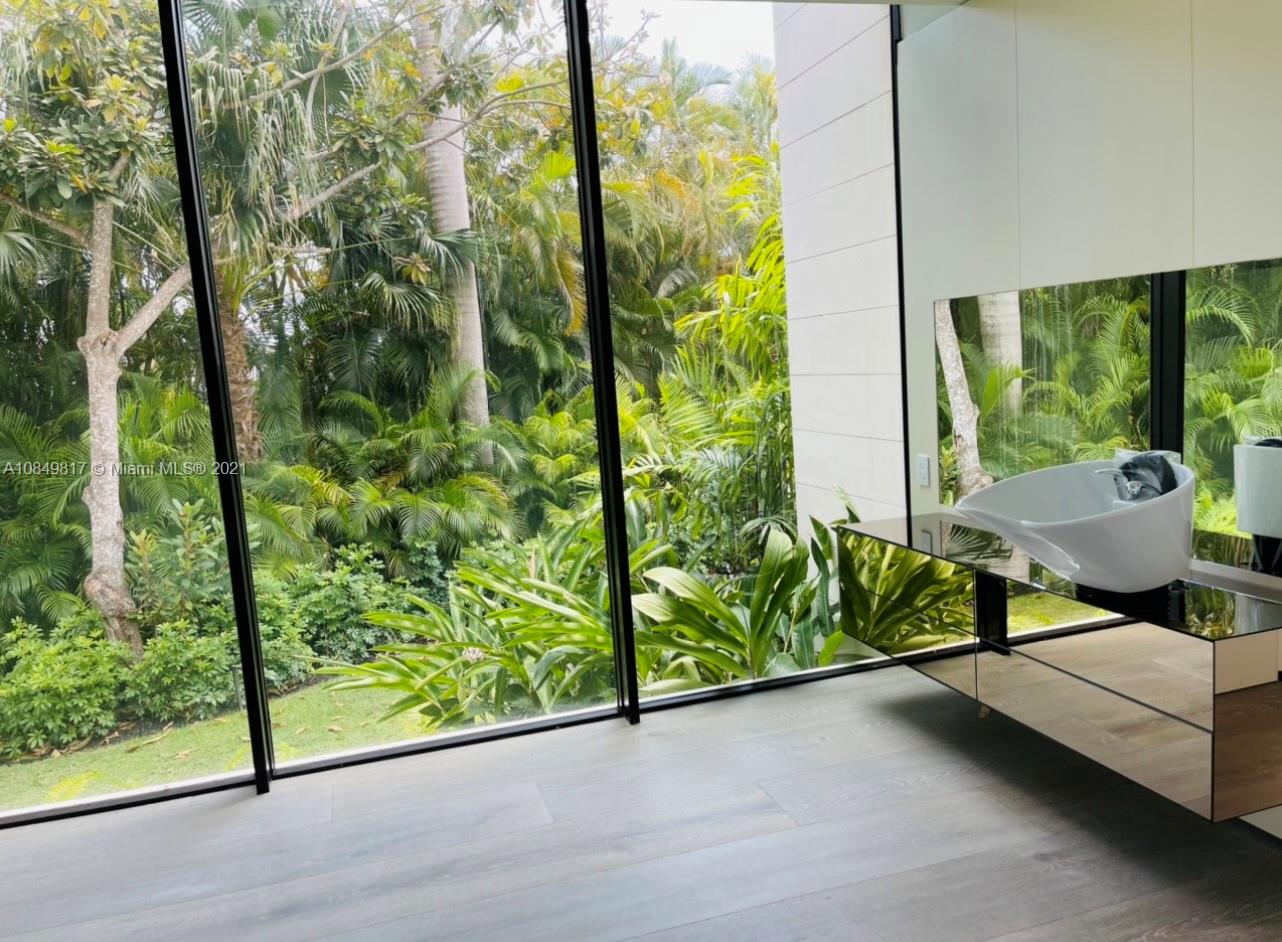 GABLES ESTATES NO 2 - Residential