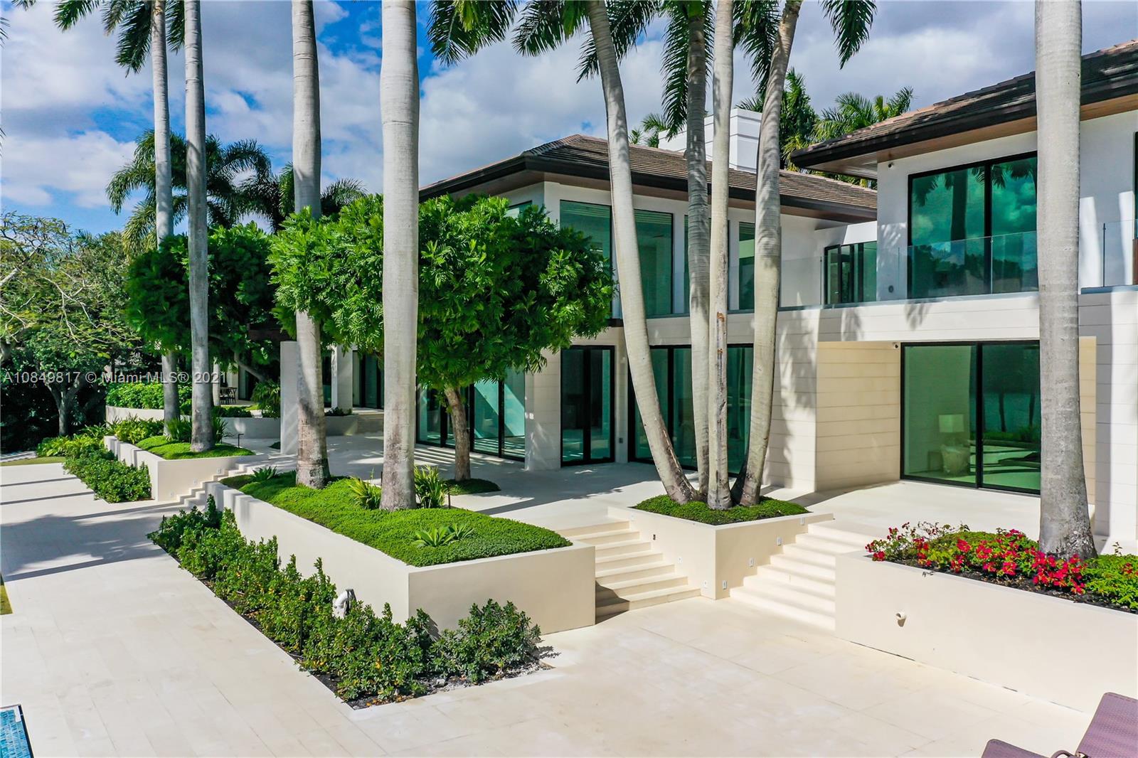 GABLES ESTATES NO 2 - Residential