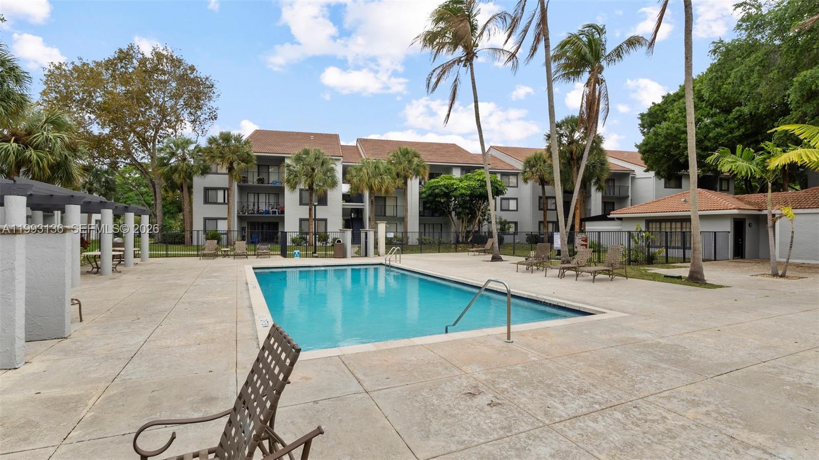 VISCONTI CONDO - Residential