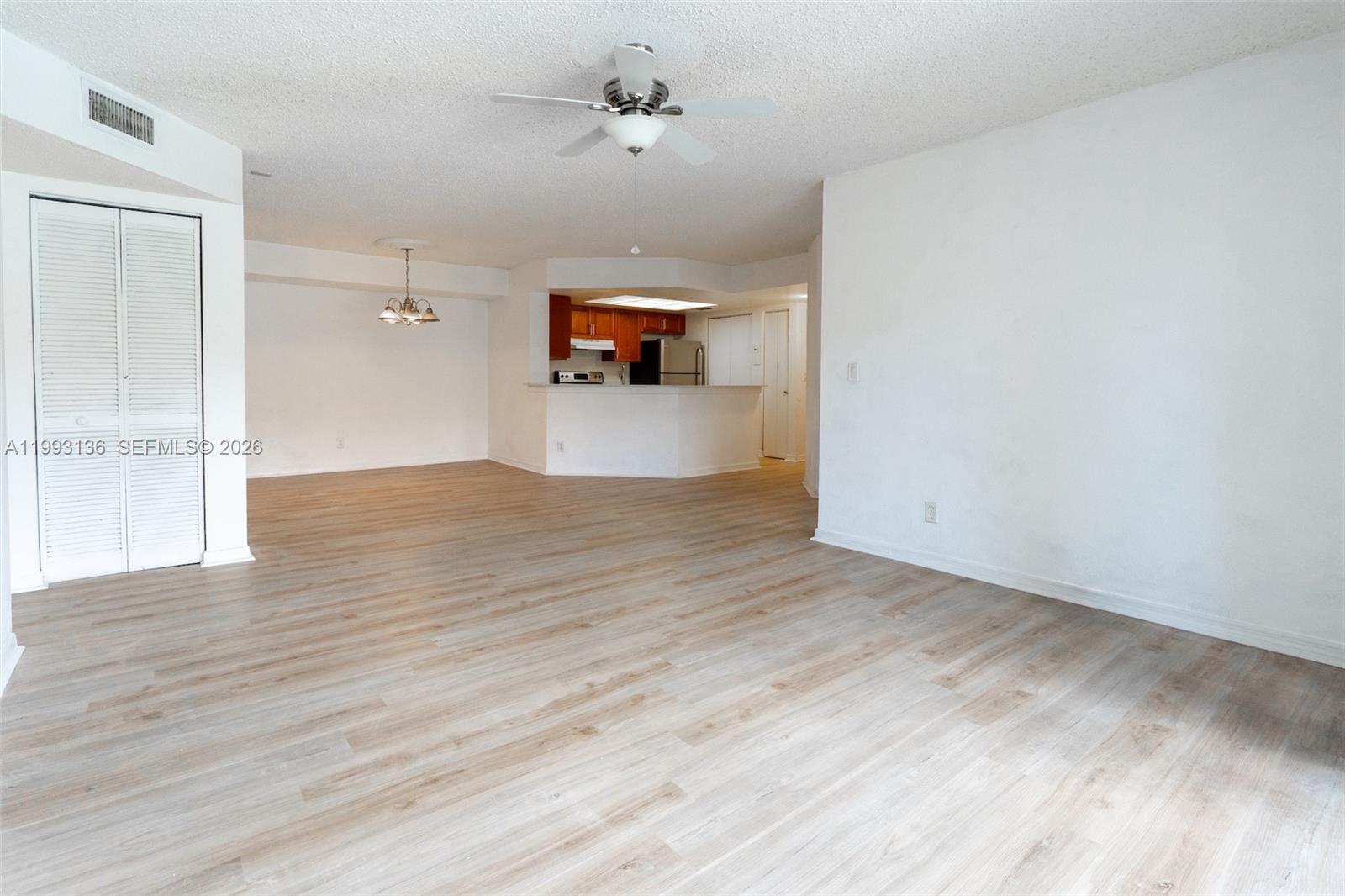 VISCONTI CONDO - Residential