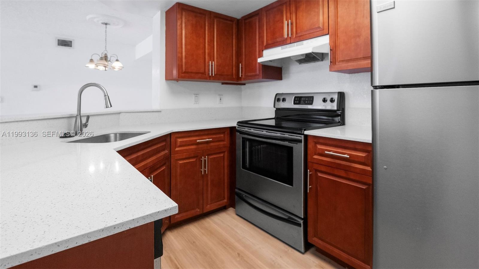 VISCONTI CONDO - Residential