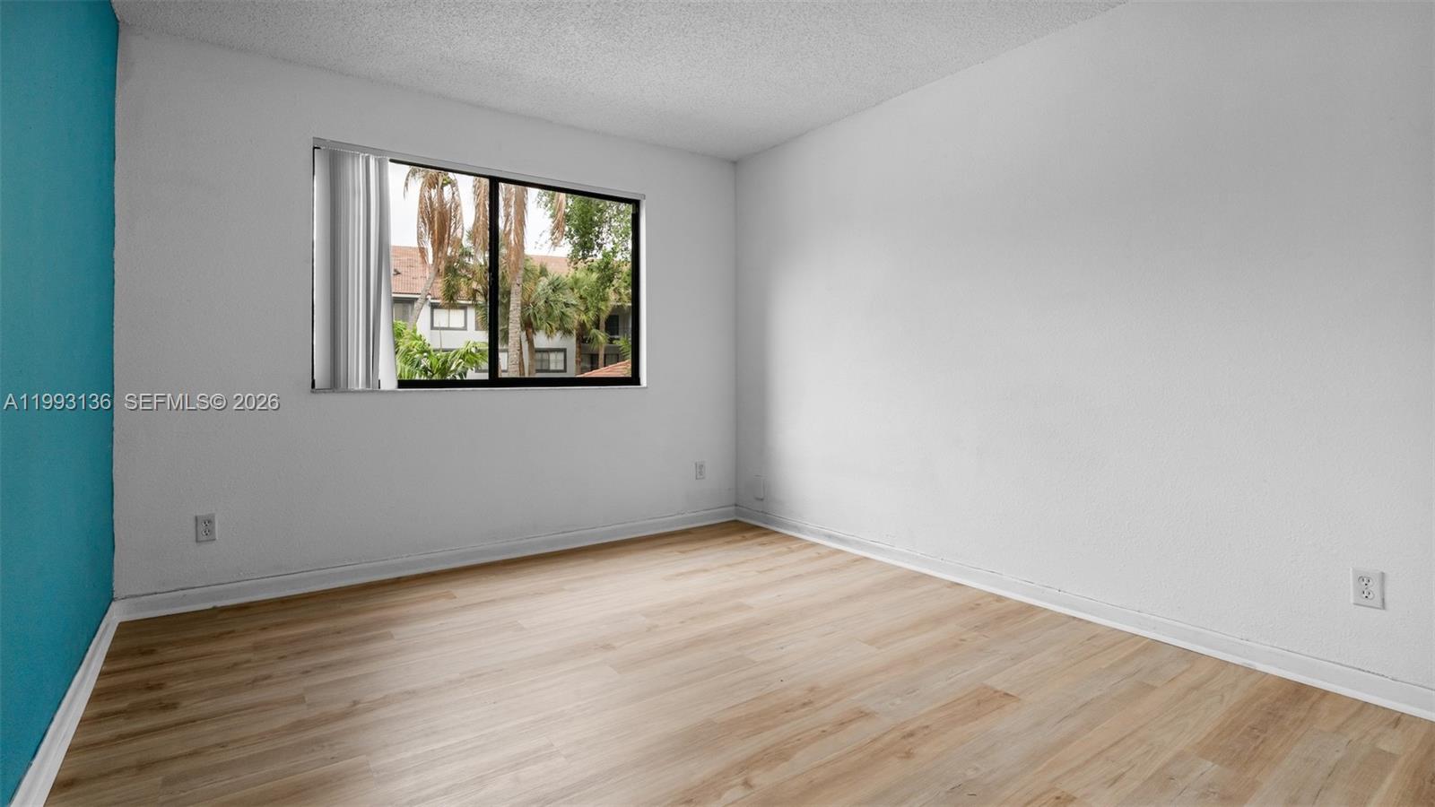 VISCONTI CONDO - Residential