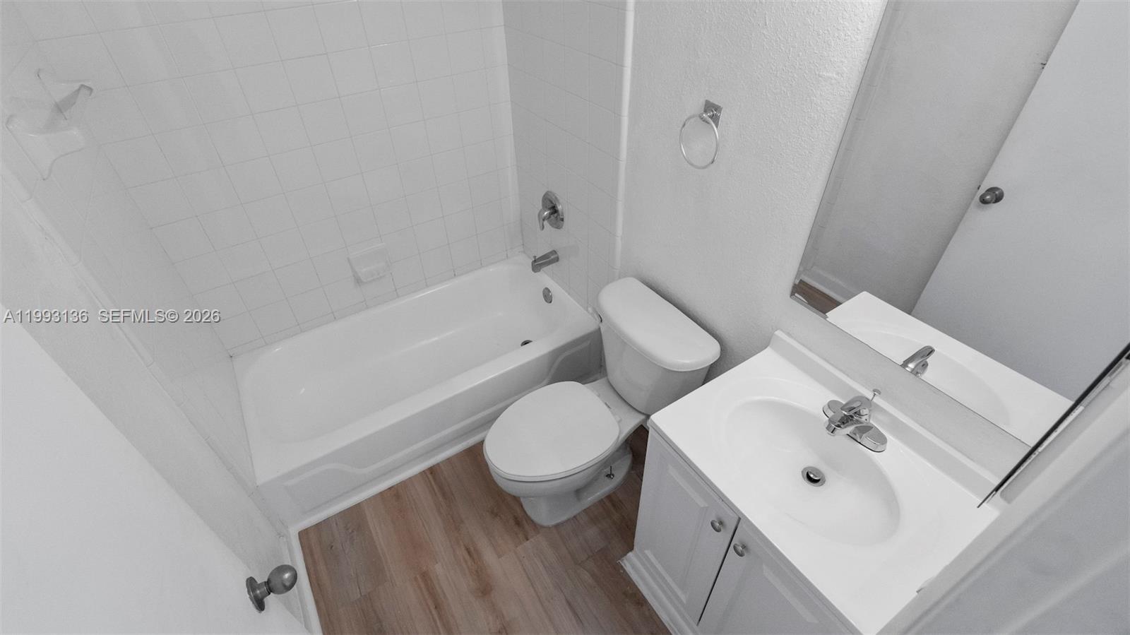 VISCONTI CONDO - Residential