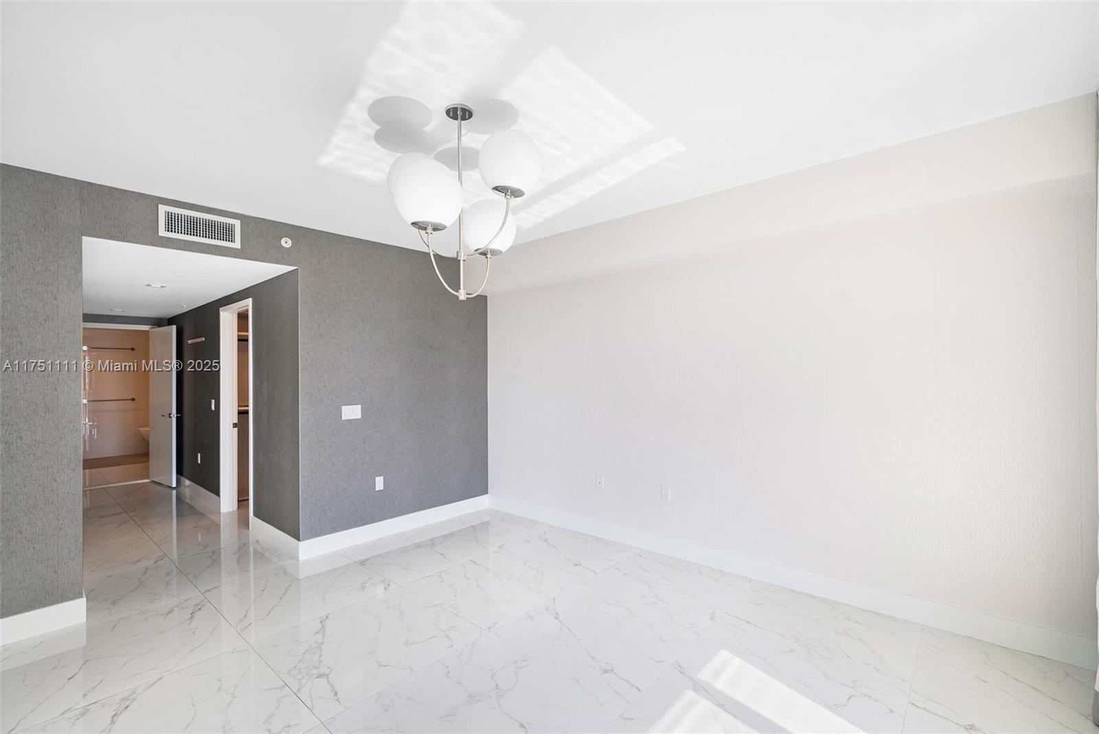 PARQUE TOWERS CONDO - Residential