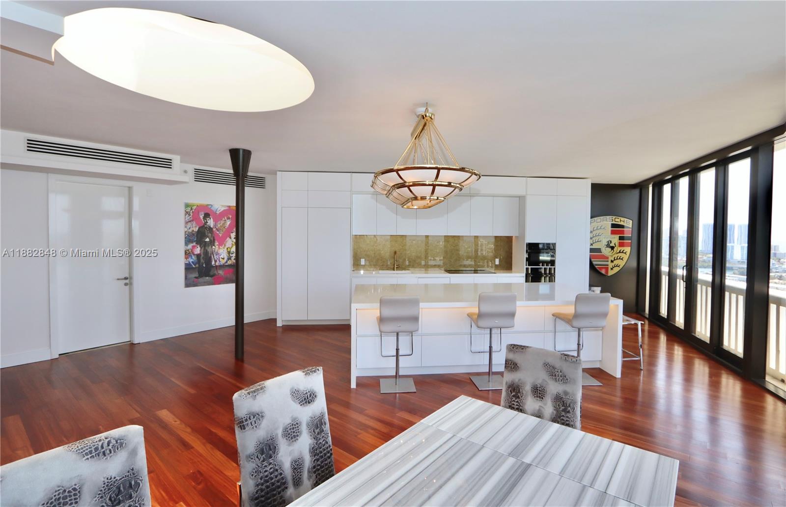 WILLIAMS ISLAND - Residential