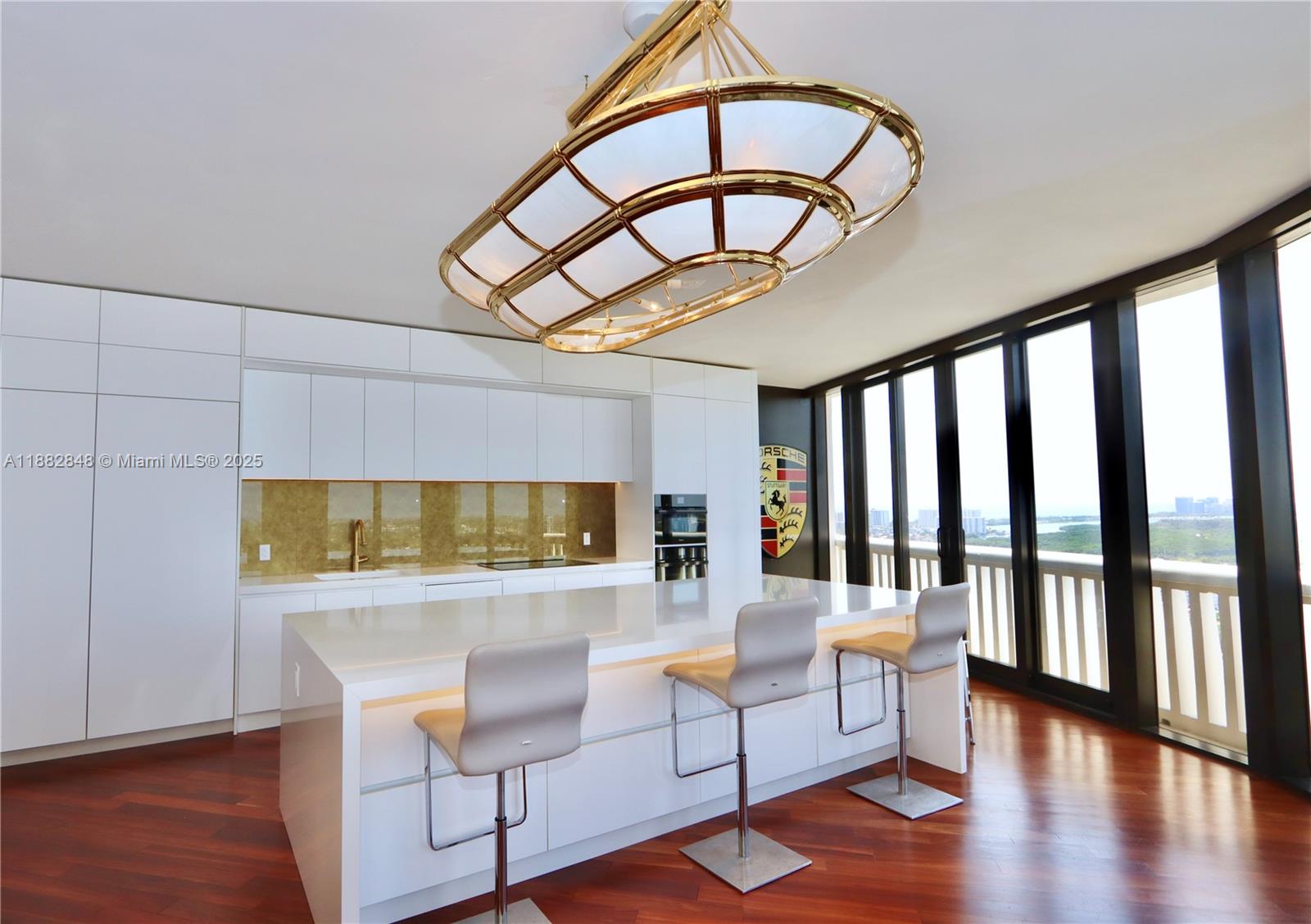 WILLIAMS ISLAND - Residential