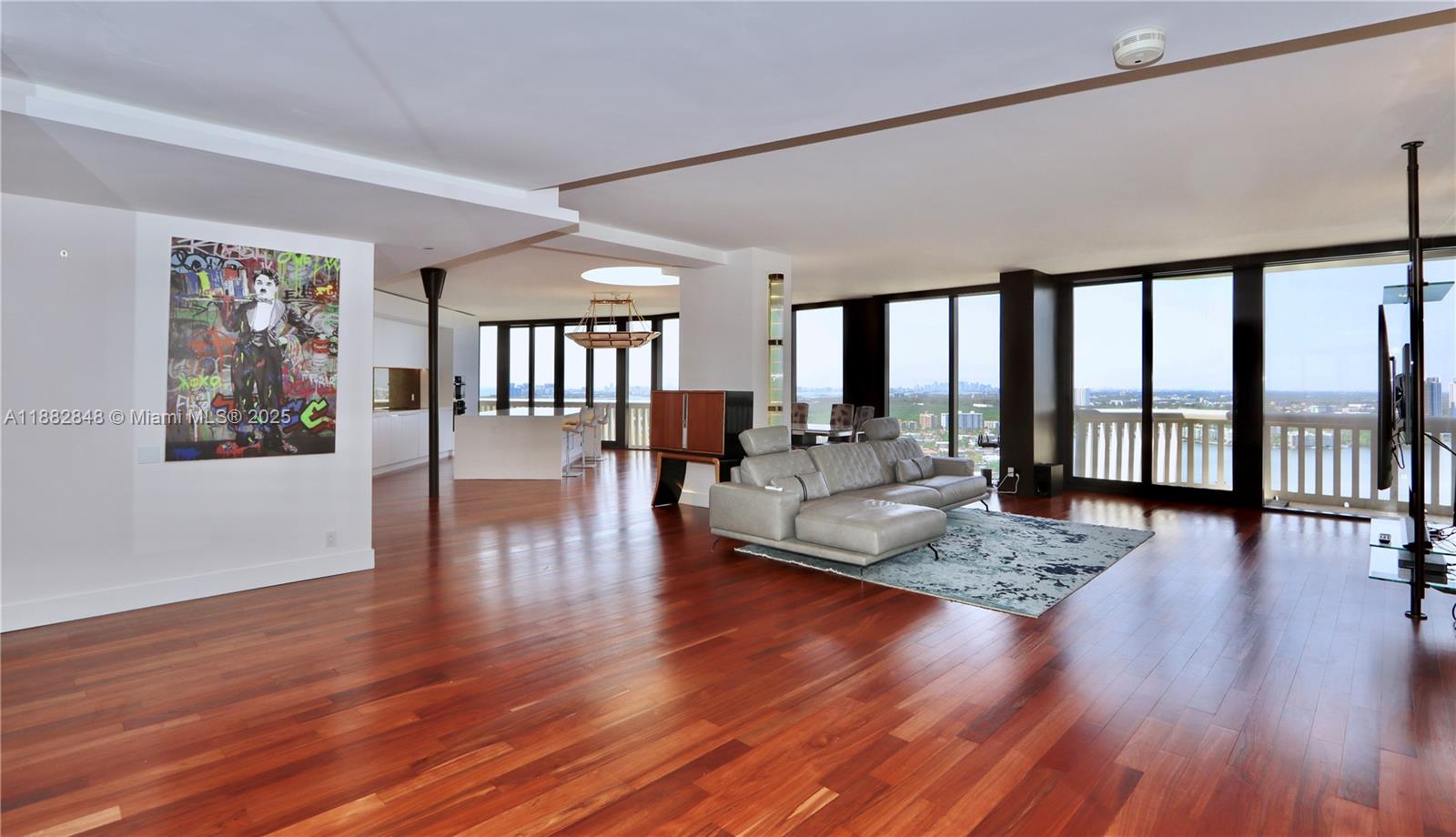 WILLIAMS ISLAND - Residential