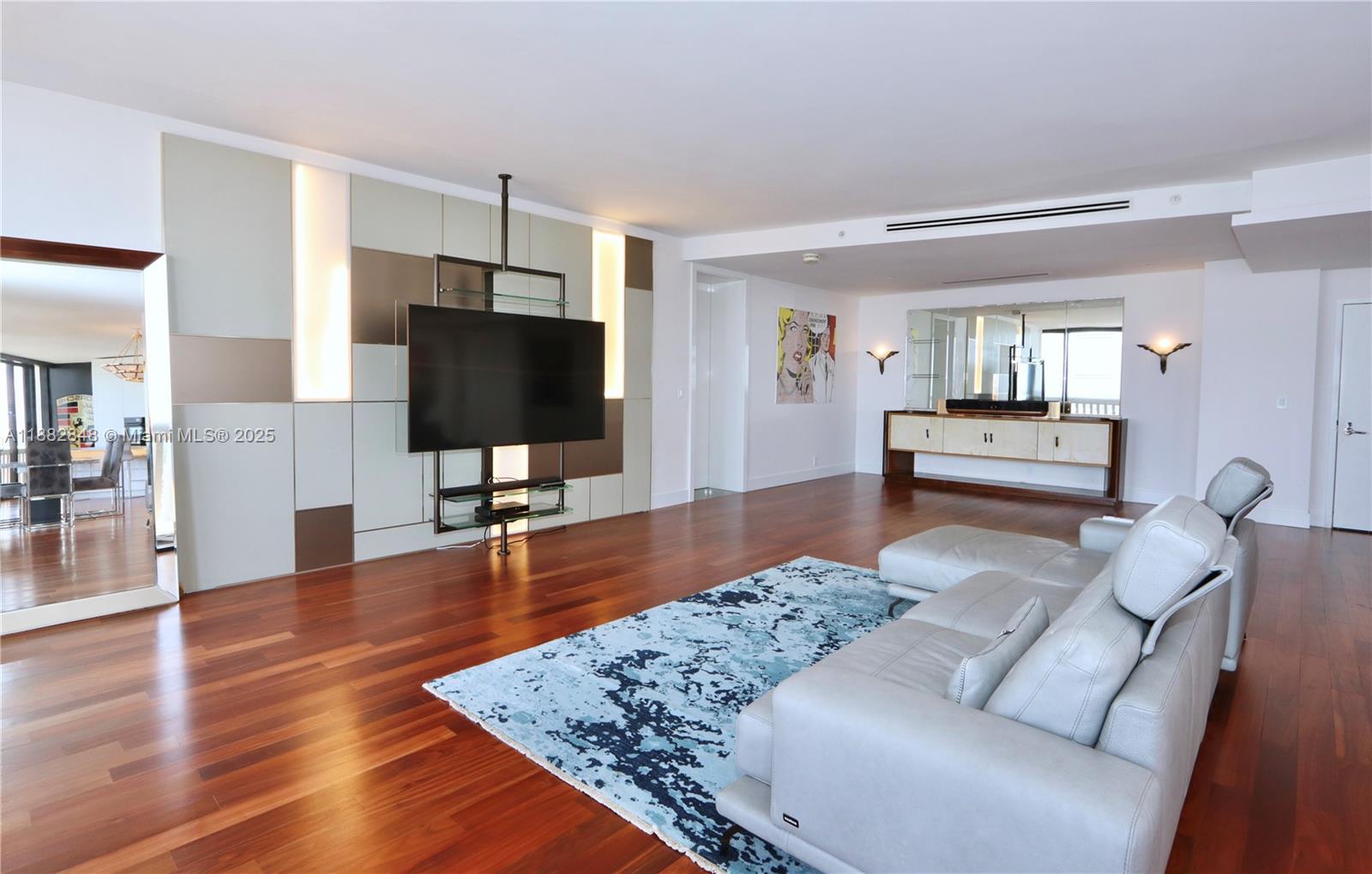 WILLIAMS ISLAND - Residential