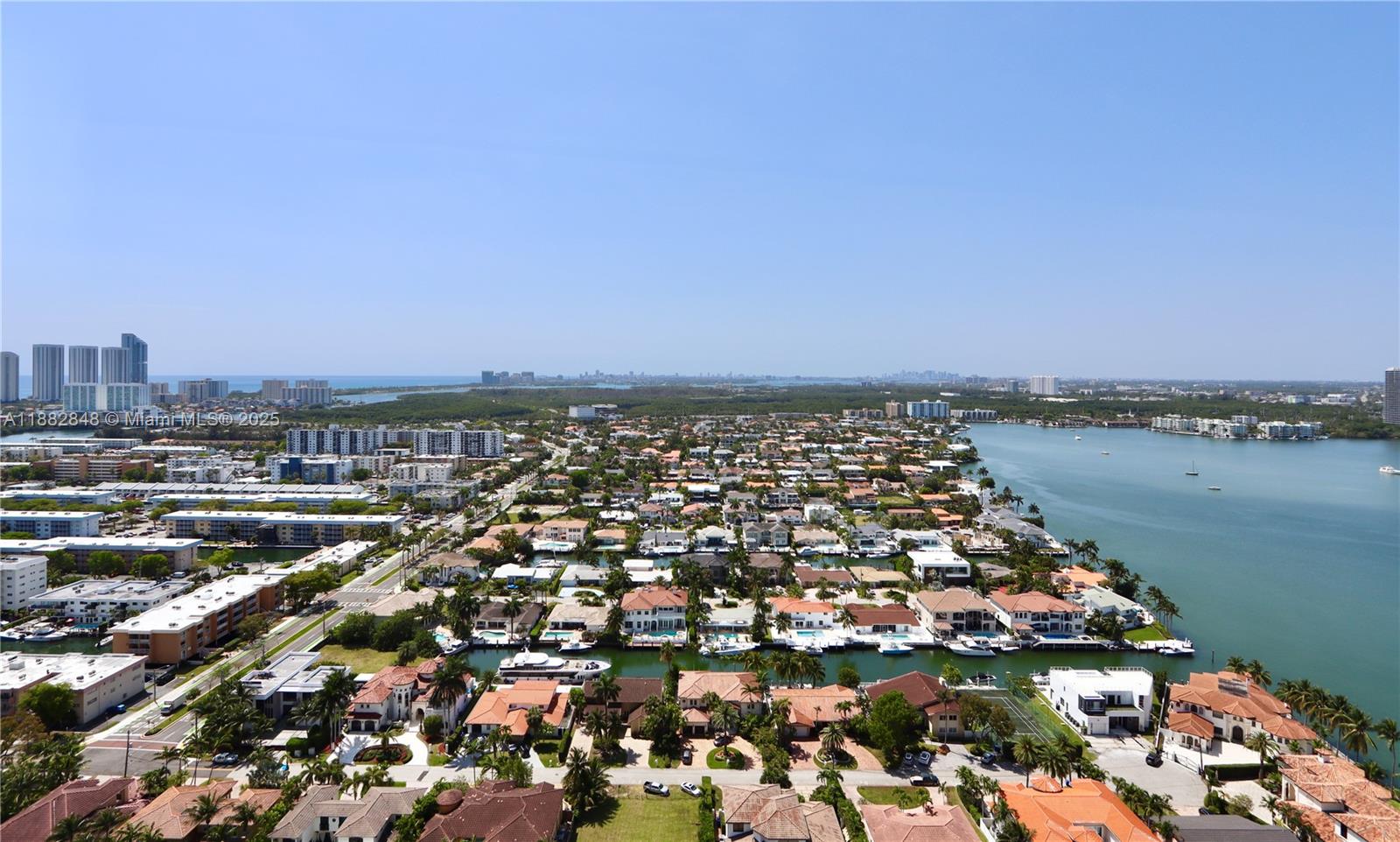 WILLIAMS ISLAND - Residential