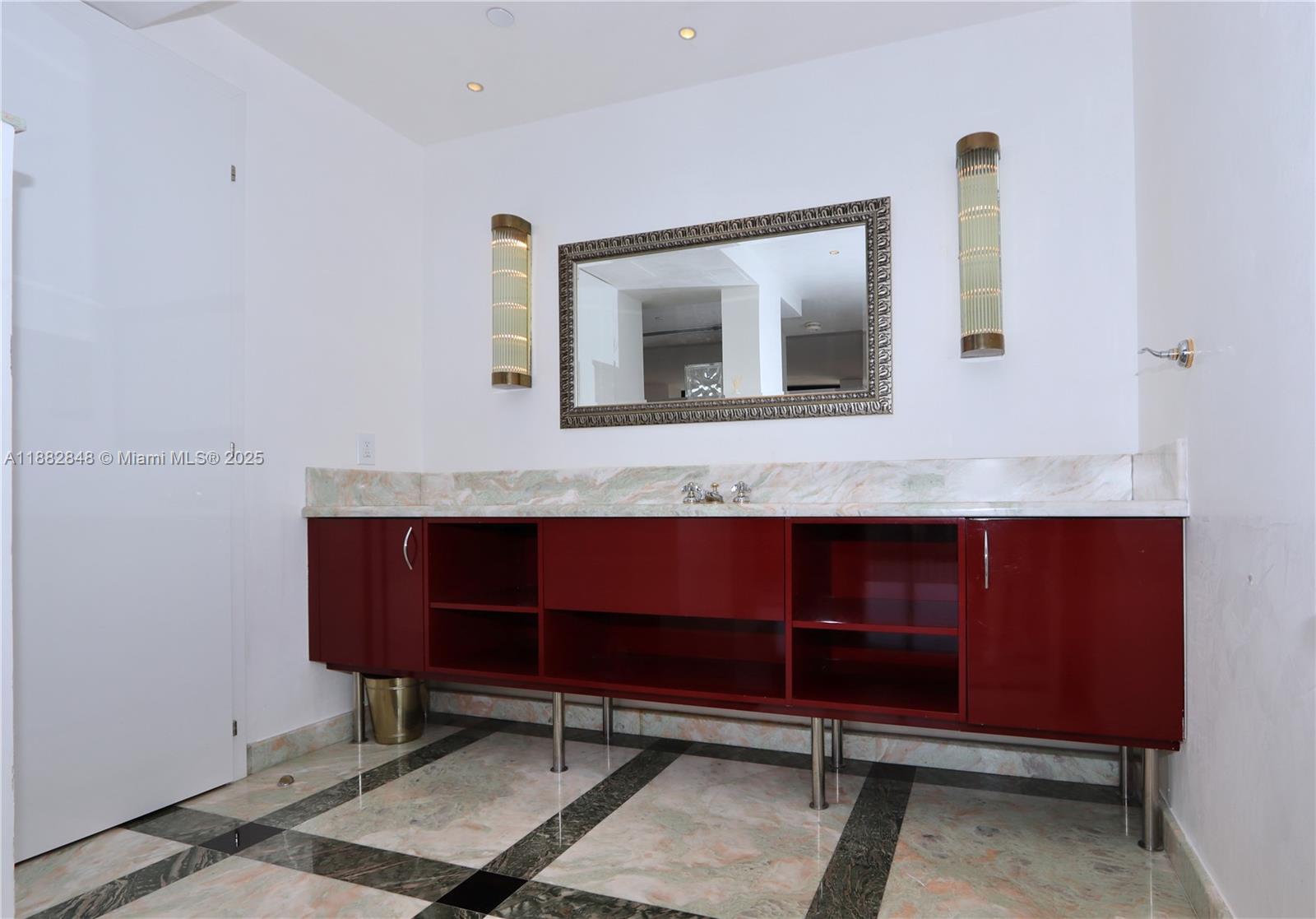 WILLIAMS ISLAND - Residential