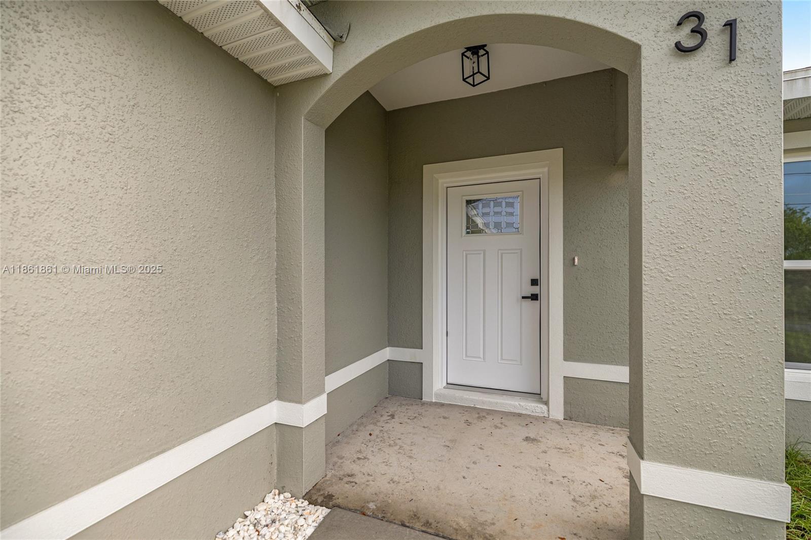 SILVER SPRINGS SHORES - Residential