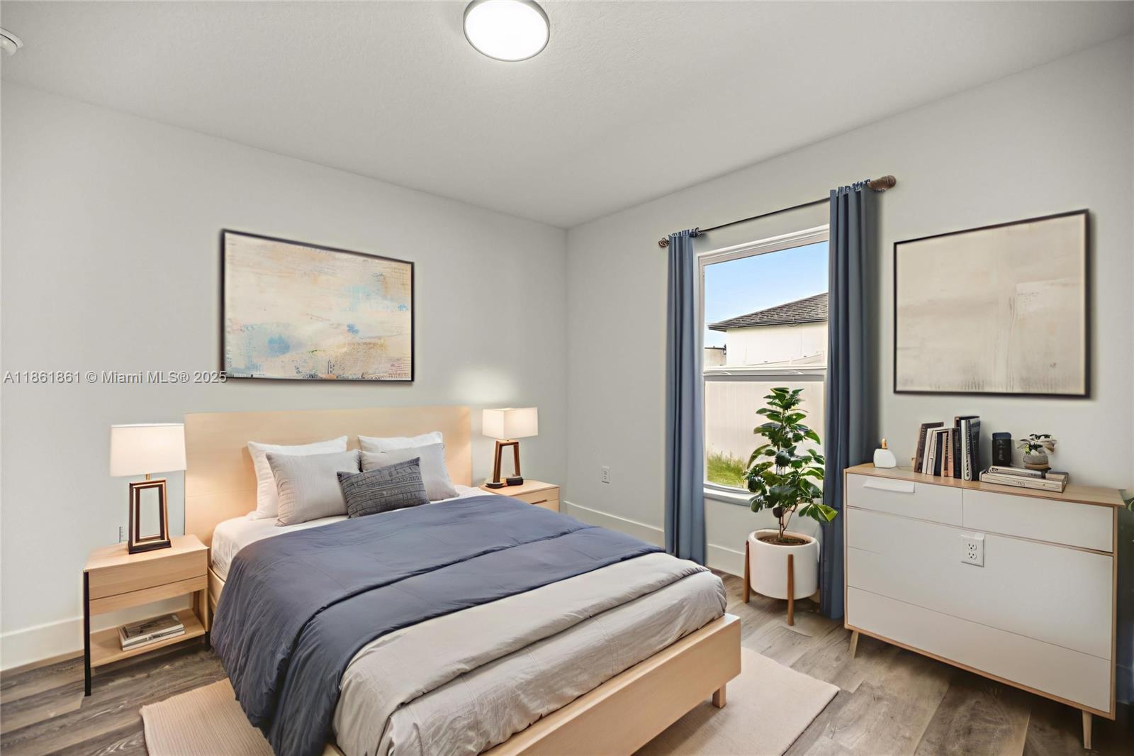 SILVER SPRINGS SHORES - Residential