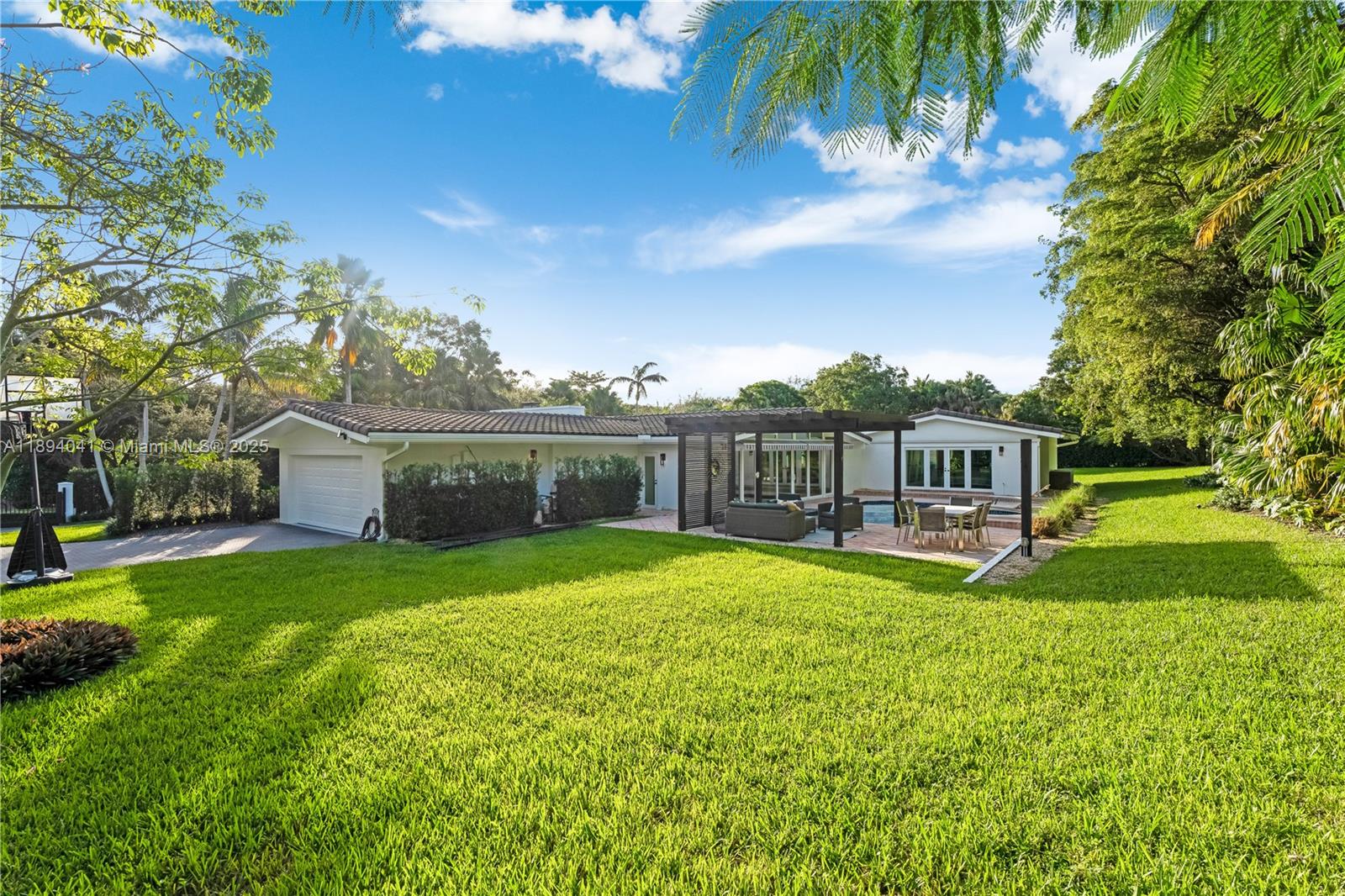 View photos, virtual tours, details... 12220 Pine Needle Ln
