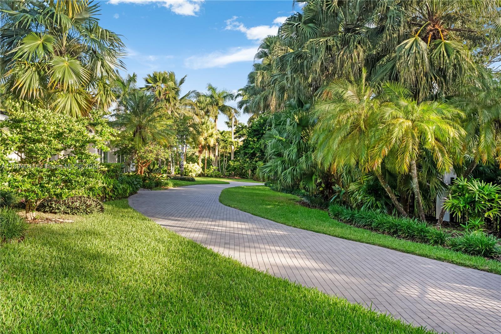 View photos, virtual tours, details... 12220 Pine Needle Ln