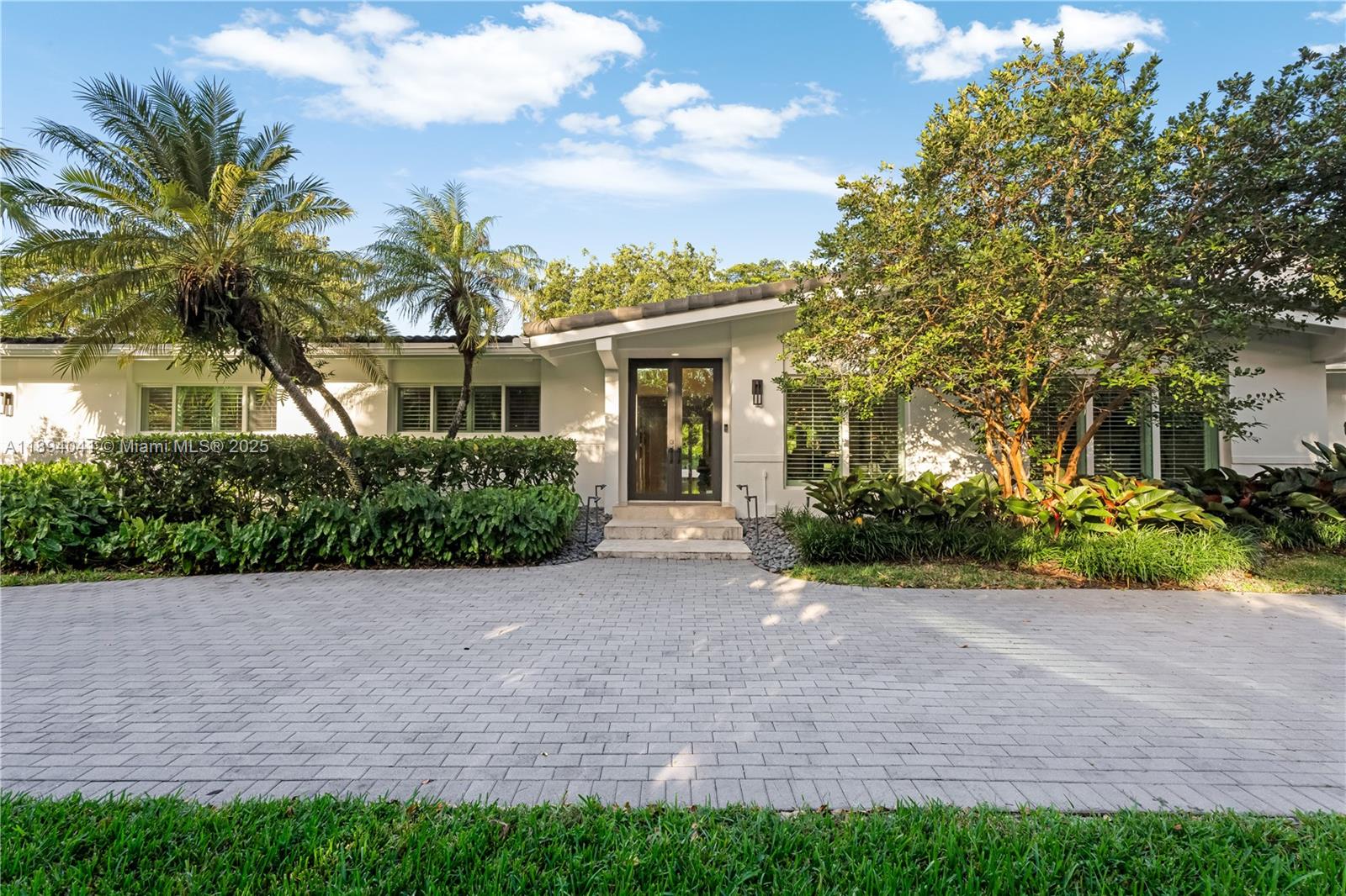 View photos, virtual tours, details... 12220 Pine Needle Ln