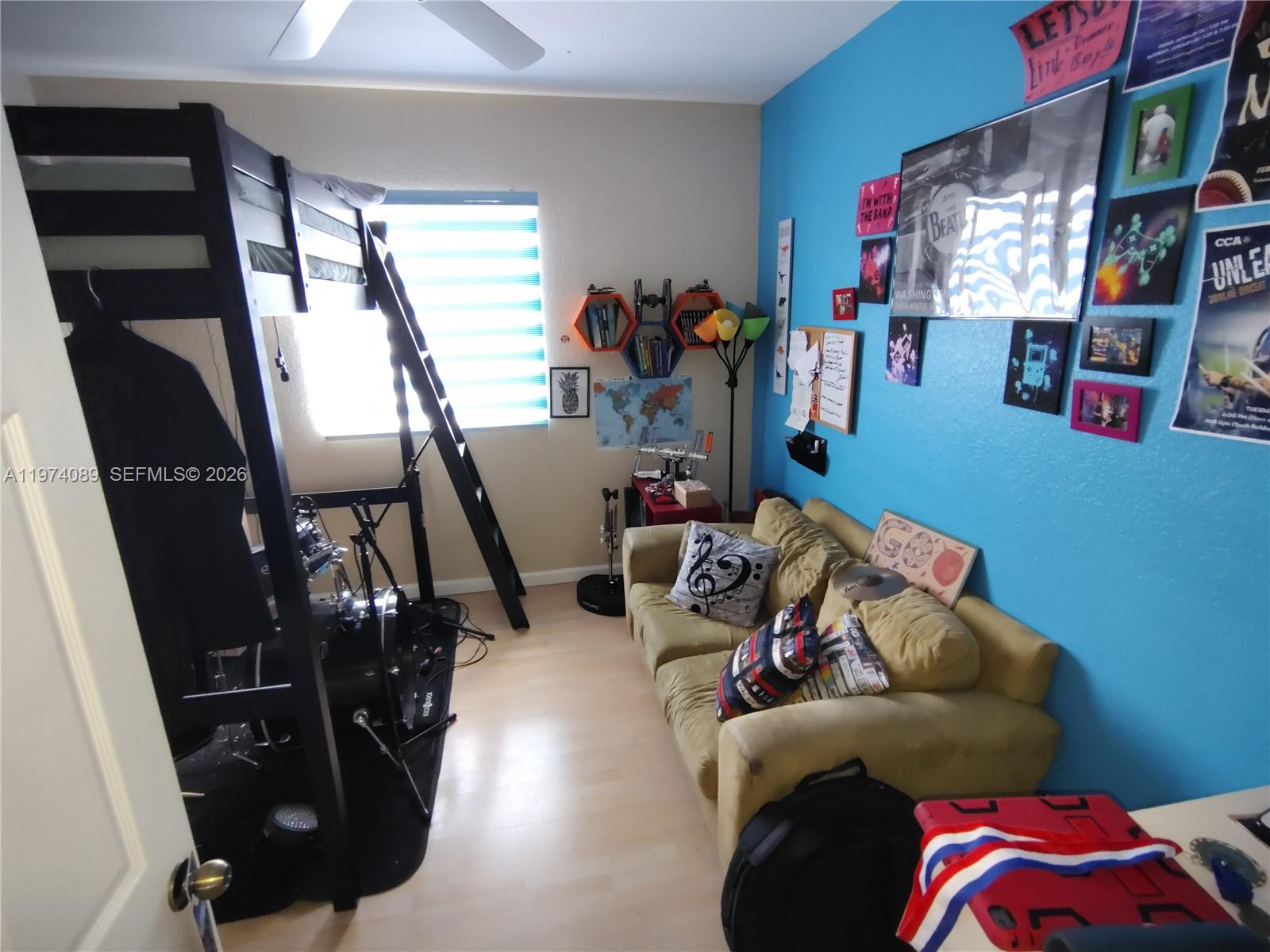 WOODLAND VILLAS 1ST ADD - Residential