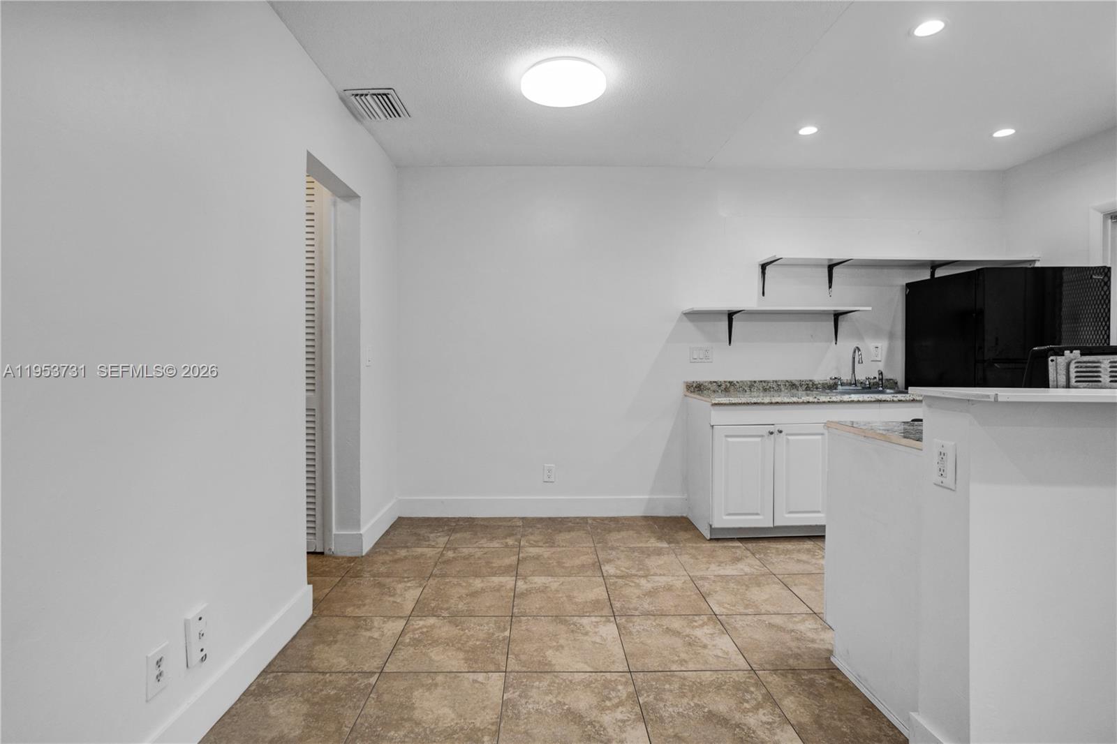 JACKSON ARMS APT CONDO - Residential