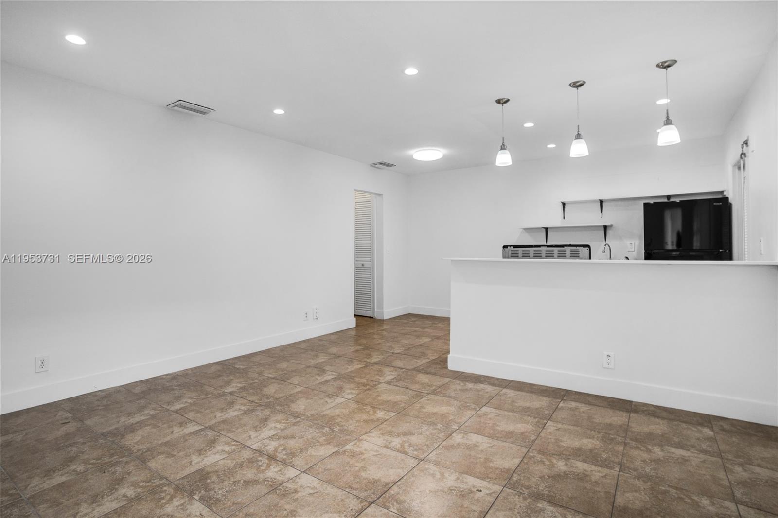 JACKSON ARMS APT CONDO - Residential