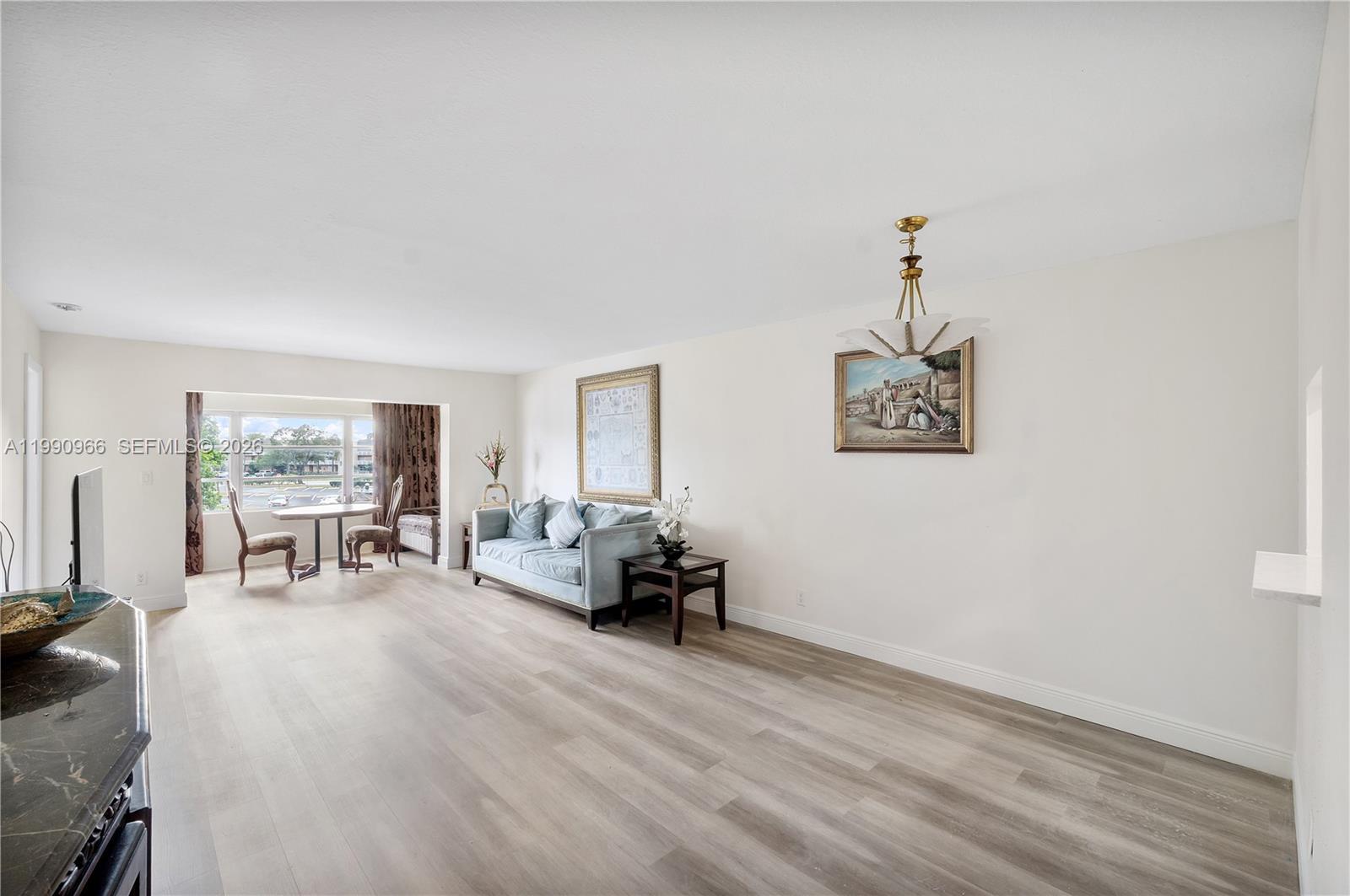 9201 Sunrise Lakes Blvd 304