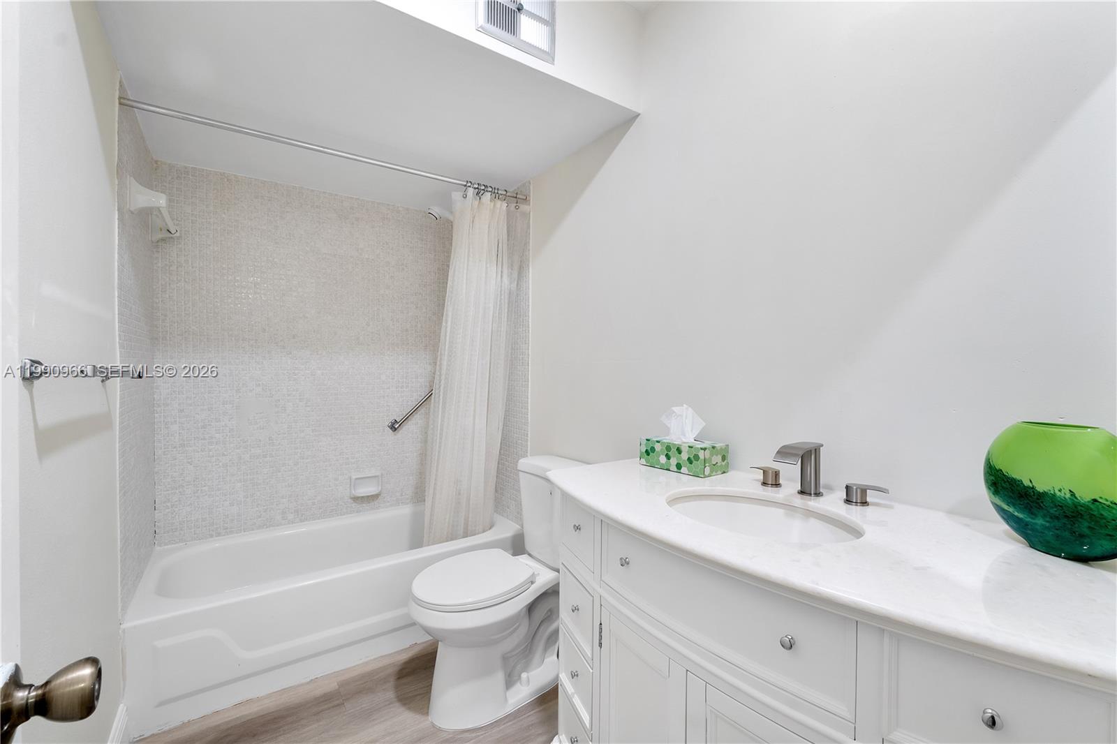 SUNRISE LAKES 108 CONDO - Residential