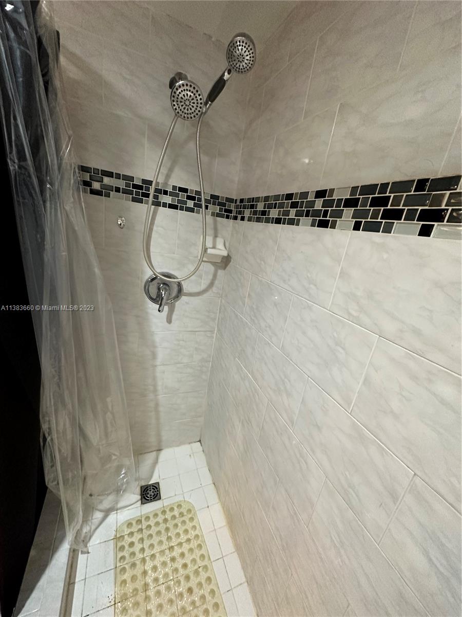 WATERGATE CONDOMINIUM NO - Residential Lease