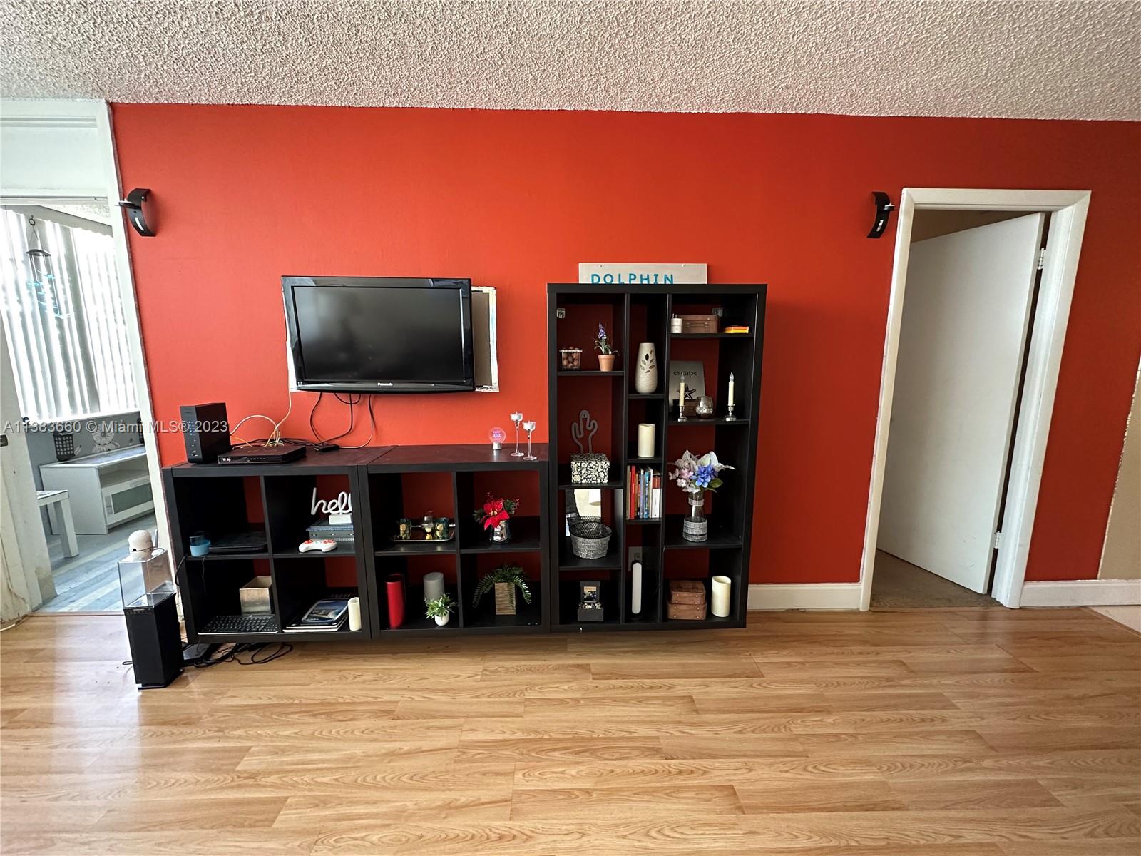 WATERGATE CONDOMINIUM NO - Residential Lease