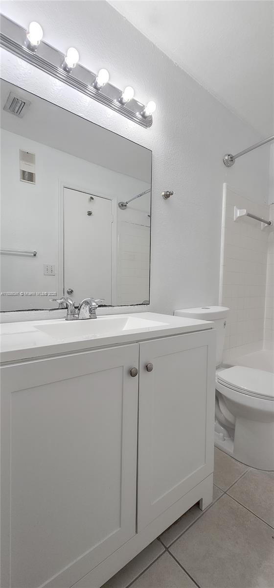 CORAL KEY CONDO - Residential
