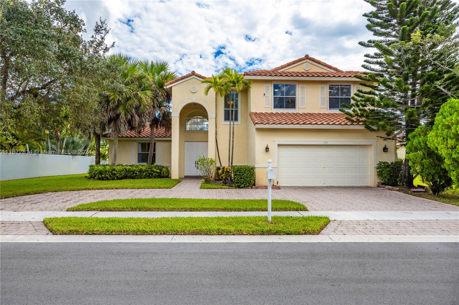 751 SW 191st Ave