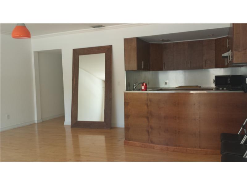 Tenant occupied. Beautiful 1/1 south of fifth. This unit is beautifully kept and updated, with wood floors, built in master closet, marble bath, wood cabinet custom kitchen which opens out to the living area. large windows let in natural lights. Fanta stic location, walk everywhere. The unit has direct access from the street, turn on 3rd st.
