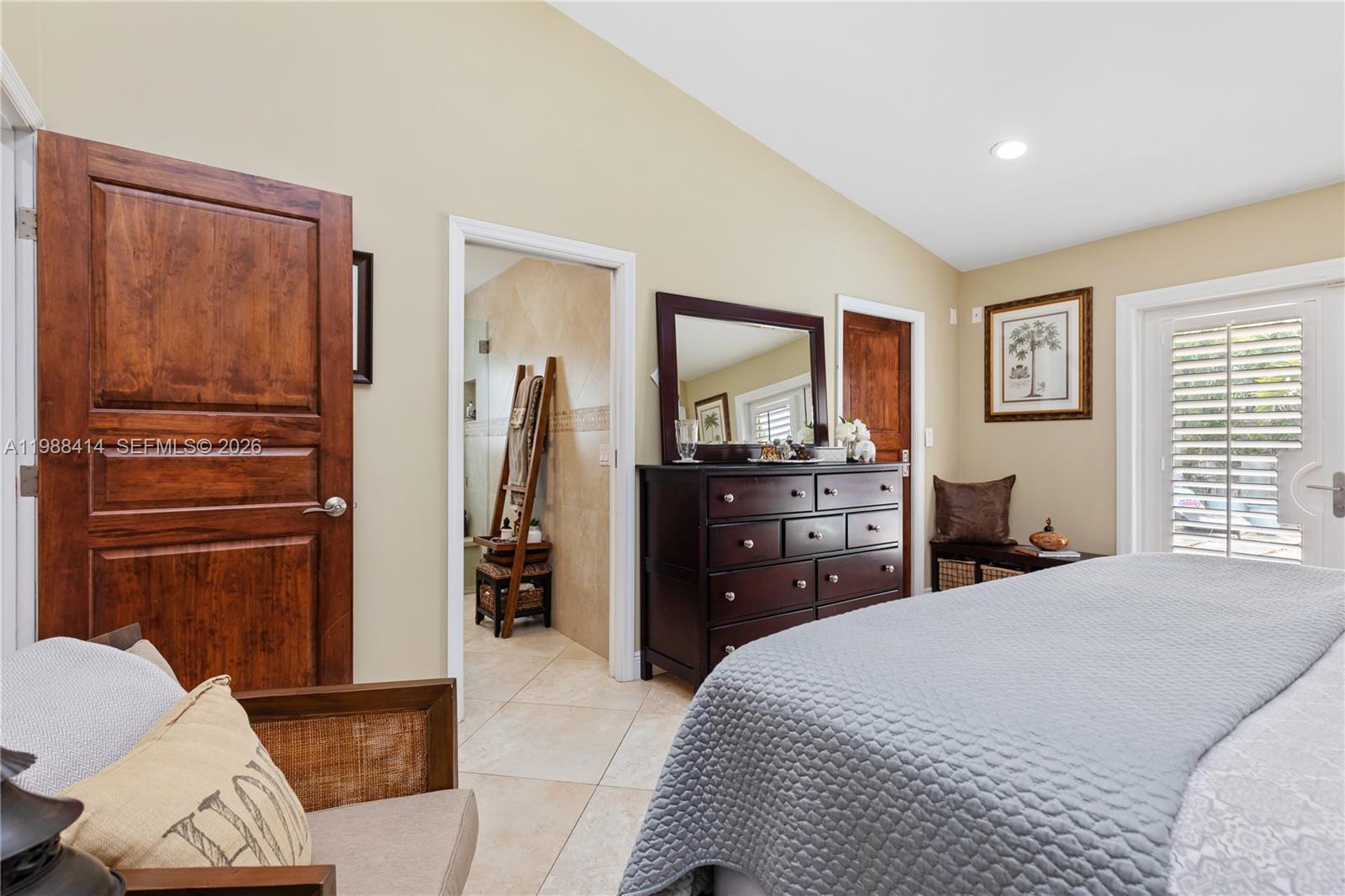 CALUSA CLUB ESTATES 4TH A - Residential