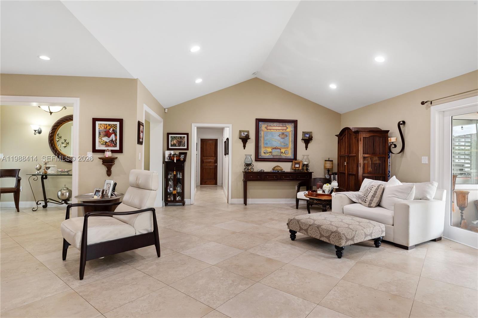 CALUSA CLUB ESTATES 4TH A - Residential