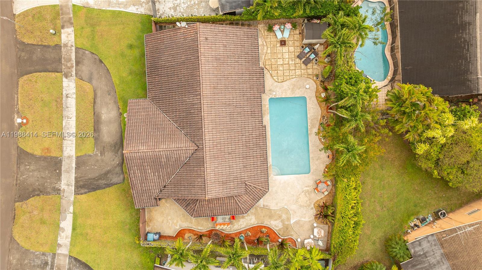 CALUSA CLUB ESTATES 4TH A - Residential