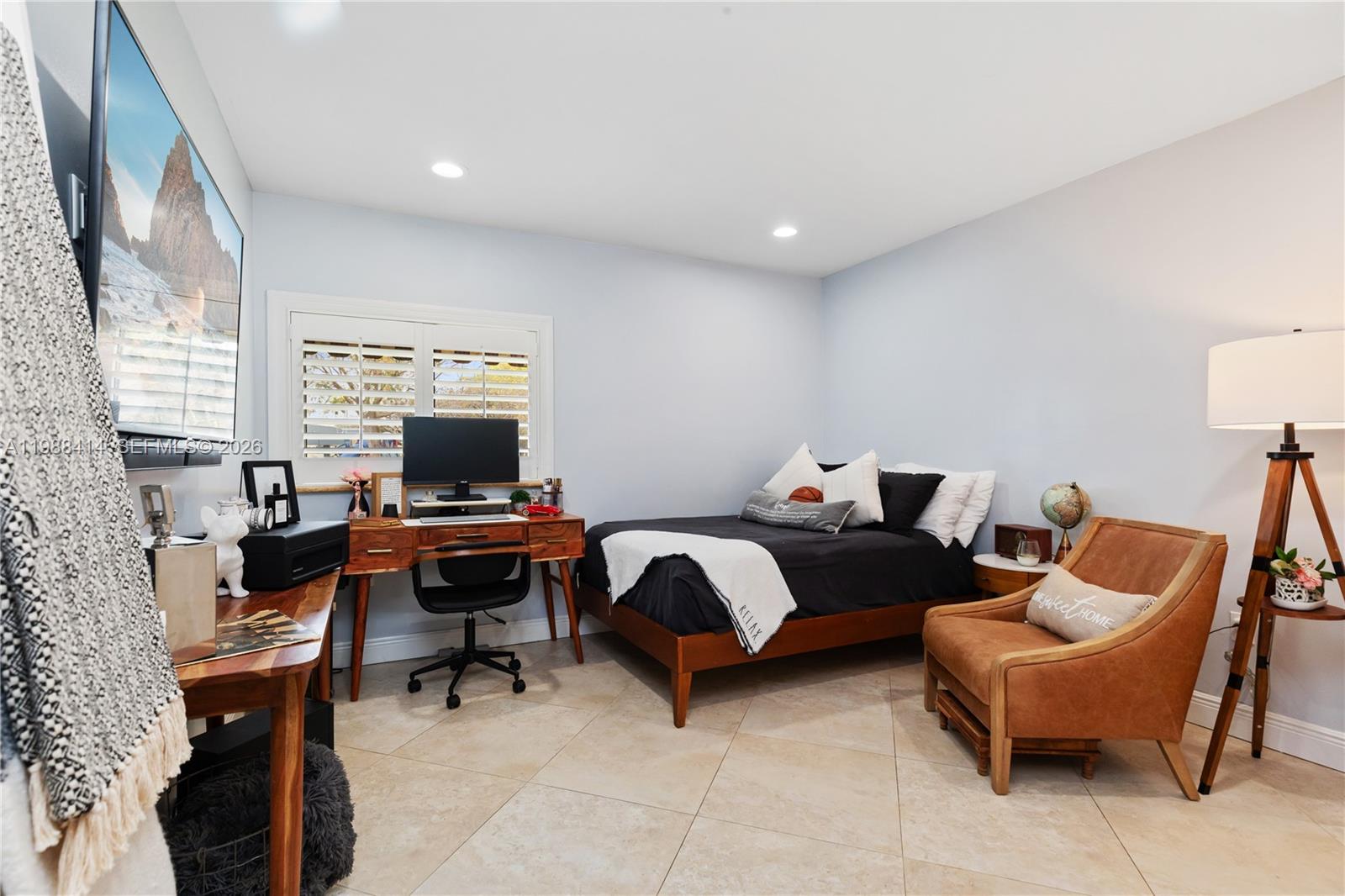 CALUSA CLUB ESTATES 4TH A - Residential