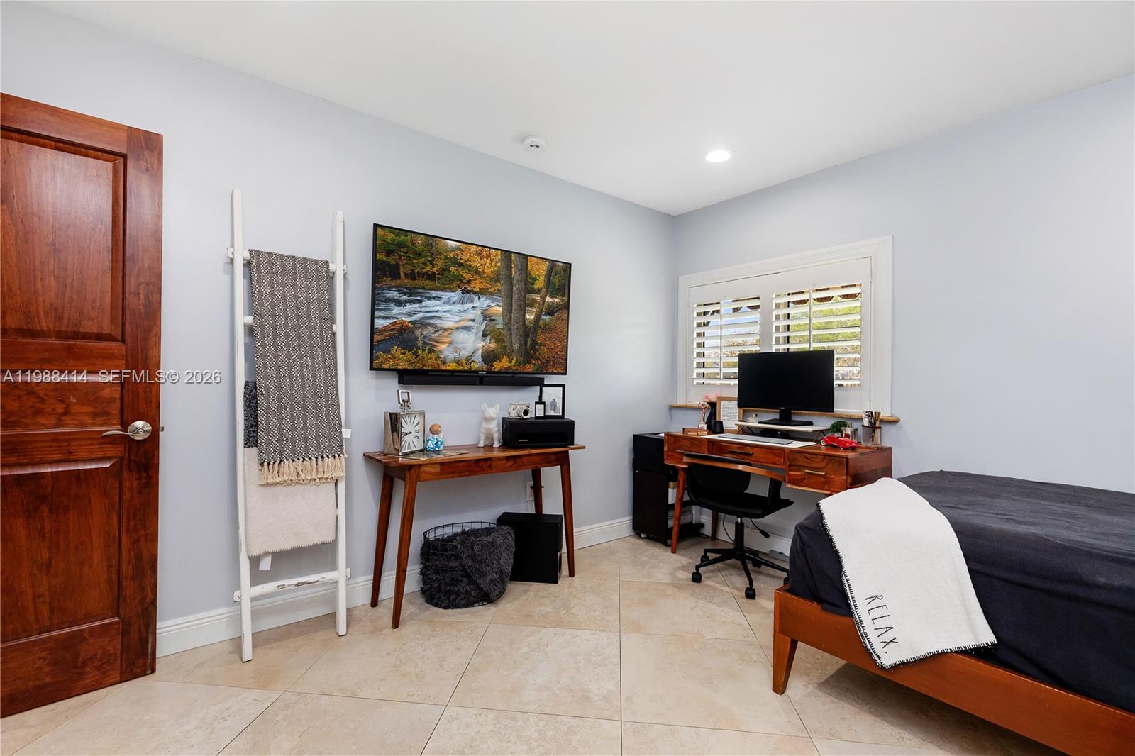 CALUSA CLUB ESTATES 4TH A - Residential