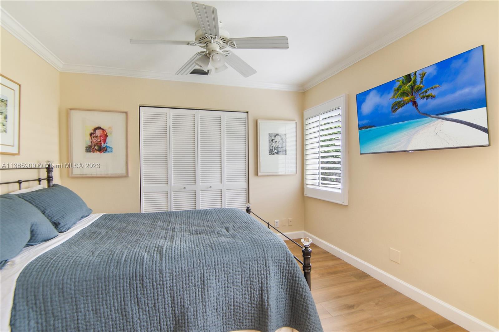 GOLDEN BEACH SEC F - Residential