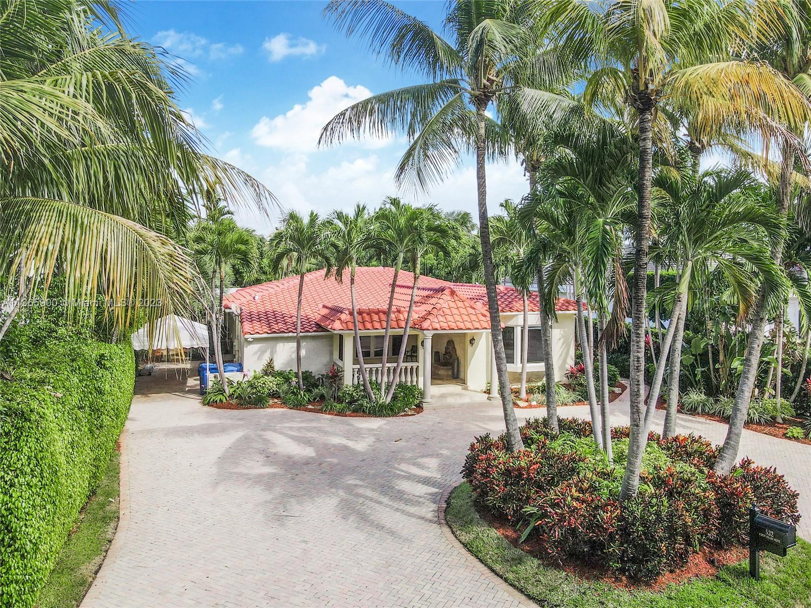 GOLDEN BEACH SEC F - Residential