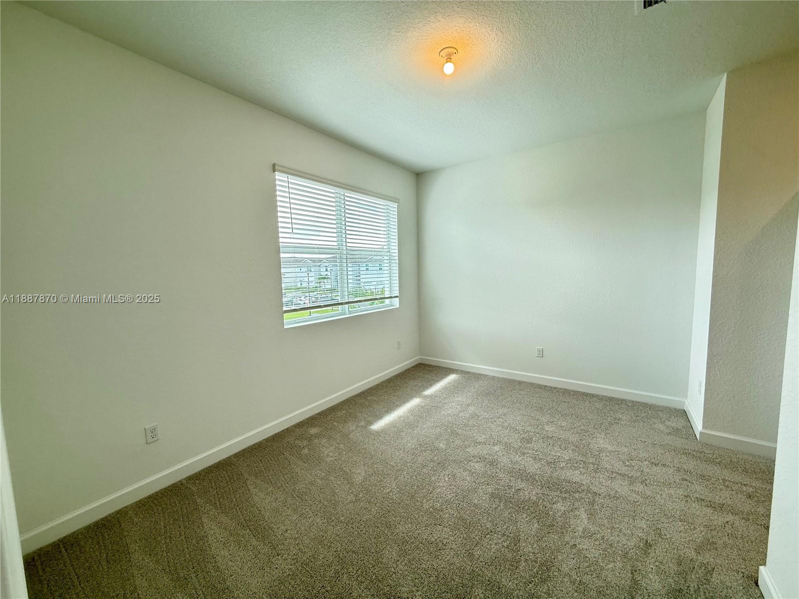 VERANDA PLAT NO. 9 - Residential Lease