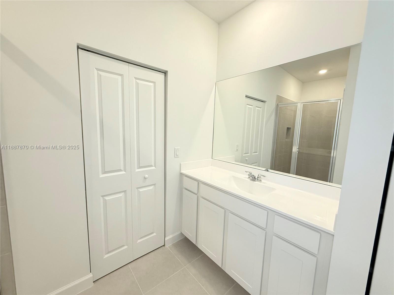 VERANDA PLAT NO. 9 - Residential Lease