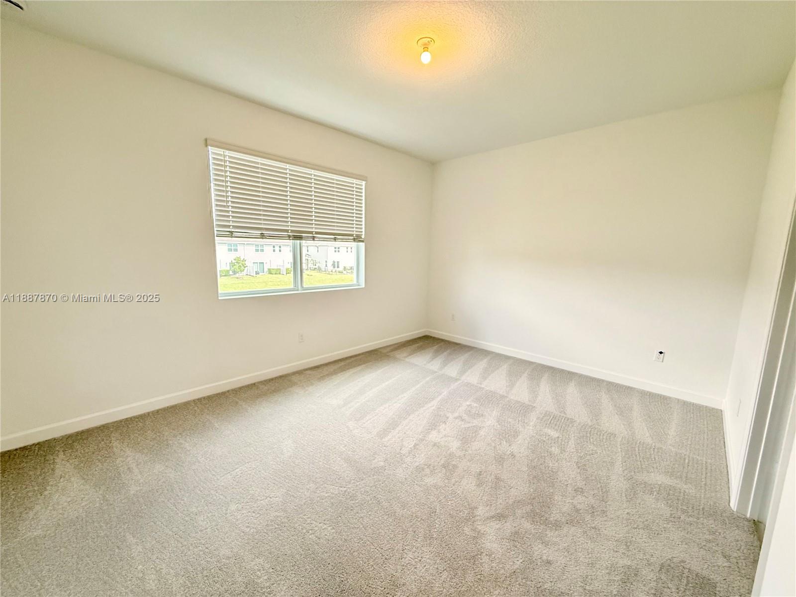 VERANDA PLAT NO. 9 - Residential Lease