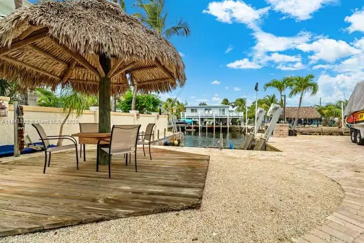 Key Largo, Florida, 33037, United States, 4 Bedrooms Bedrooms, ,3 BathroomsBathrooms,Residential,Active,1894254