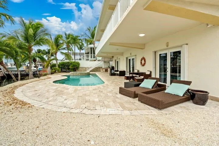 Key Largo, Florida, 33037, United States, 4 Bedrooms Bedrooms, ,3 BathroomsBathrooms,Residential,Active,1894254
