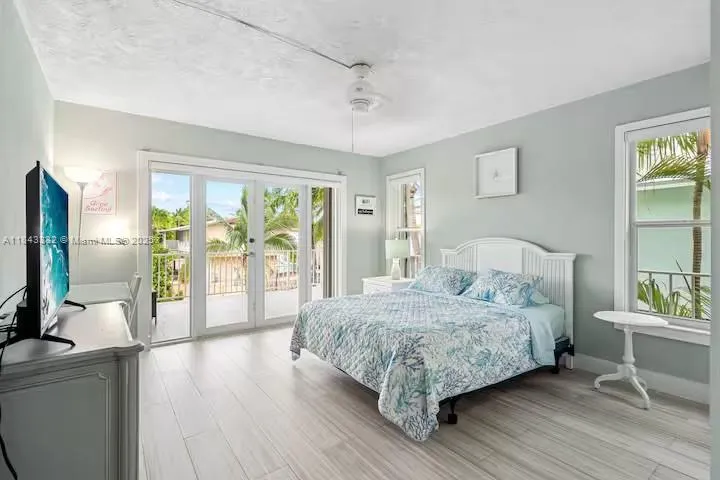 Key Largo, Florida, 33037, United States, 4 Bedrooms Bedrooms, ,3 BathroomsBathrooms,Residential,Active,1894254